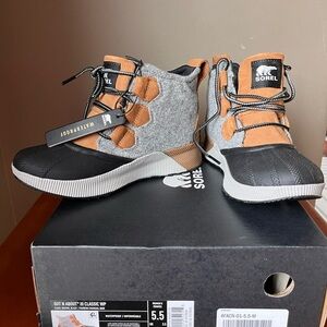 Sorel Gray and Brown Waterproof Sneakers